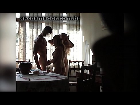 ❤️ Seksikaverit kutsuvat jättimiehen ja kolmen kimppakivaa hänen kanssaan ❤️ Porno at porn fi.sexflashgame.ru ❤