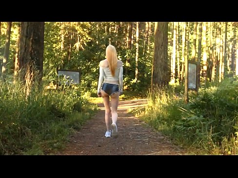 ❤️ Kaunis nainen liikkuu hitaasti, ei alaston video ❤️ Porno at porn fi.sexflashgame.ru ❤